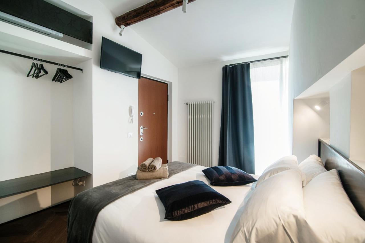 Caesar Suites - The House Of Travelers Como Exterior foto