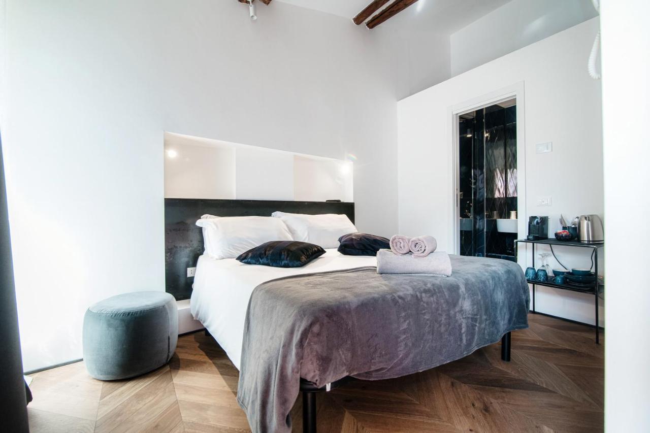 Caesar Suites - The House Of Travelers Como Exterior foto