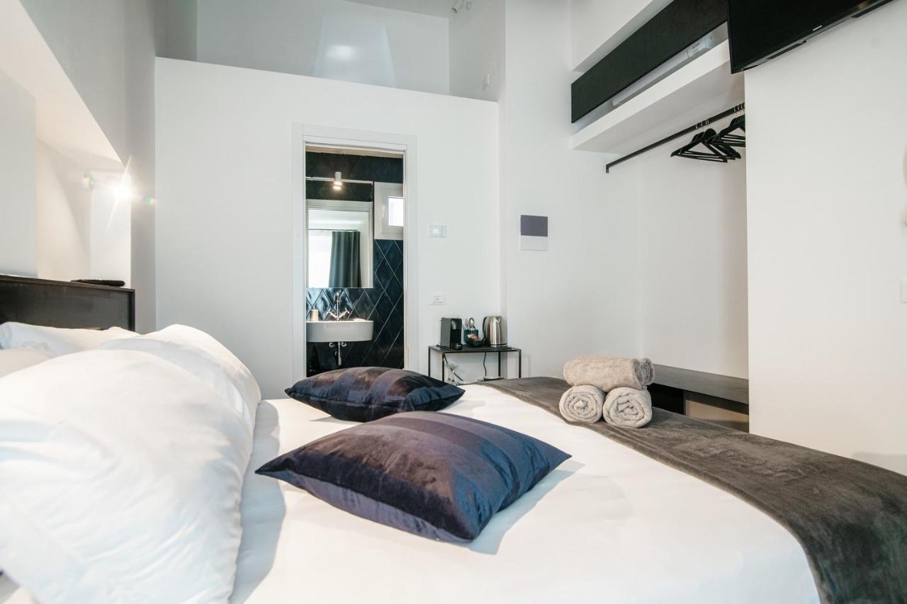 Caesar Suites - The House Of Travelers Como Exterior foto