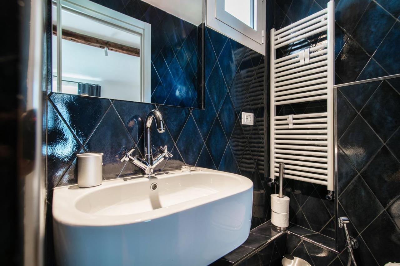 Caesar Suites - The House Of Travelers Como Exterior foto